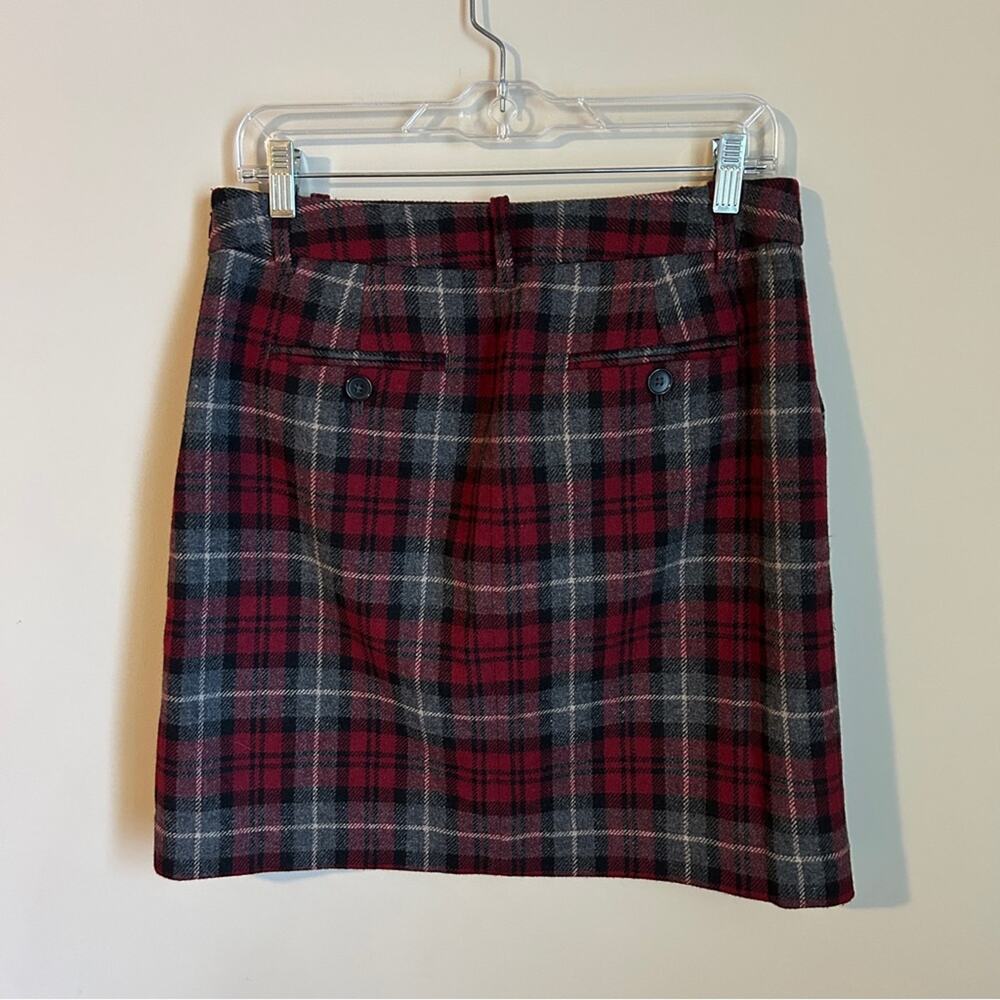 Eddie Bauer Red Gray Black Mercer Fit Plaid Wool Blend Lined Knee Length Skirt 4 - Picture 6 of 11